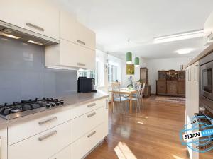 Prodej rodinného domu, Raduň, 9. května, 220 m2