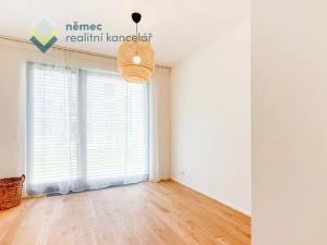 Pronájem bytu 2+kk, Praha - Holešovice, U průhonu, 48 m2