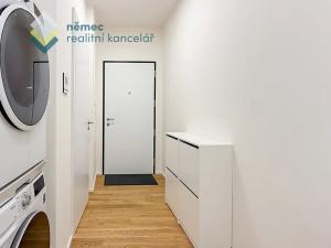 Pronájem bytu 2+kk, Praha - Holešovice, U průhonu, 48 m2