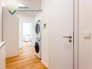 Pronájem bytu 2+kk, Praha - Holešovice, U průhonu, 48 m2