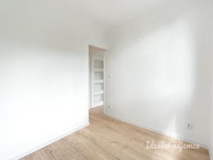 Pronájem bytu 2+kk, Praha - Řepy, Laudova, 33 m2