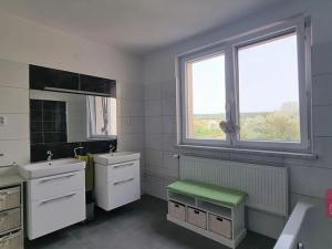 Pronájem rodinného domu, Troubsko, Nár. odboje, 230 m2