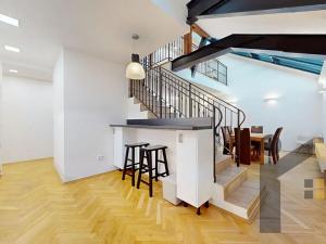 Pronájem bytu 4+kk, Praha - Smíchov, Na Valentince, 132 m2