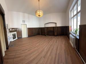 Pronájem kanceláře, Trutnov - Střední Předměstí, Národní, 172 m2