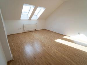 Prodej bytu 5+kk, Roztoky, Borkovského, 205 m2