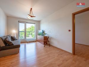 Prodej bytu 2+kk, Neveklov, náměstí Jana Heřmana, 47 m2