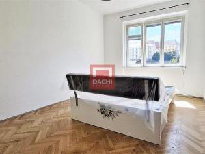 Pronájem bytu 2+1, Olomouc, Dobrovského, 75 m2
