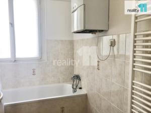 Pronájem bytu 2+kk, Praha - Dejvice, Vostrovská, 42 m2