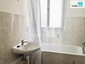 Pronájem bytu 2+kk, Praha - Dejvice, Vostrovská, 42 m2