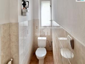 Pronájem bytu 2+kk, Praha - Dejvice, Vostrovská, 42 m2