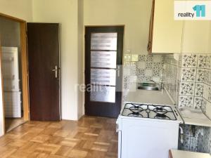 Pronájem bytu 2+kk, Praha - Dejvice, Vostrovská, 42 m2
