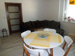 Pronájem bytu 2+kk, Bohuňovice, 54 m2