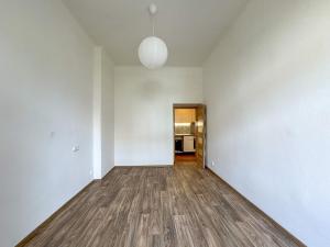 Pronájem bytu 2+kk, Praha - Dejvice, Srbská, 43 m2
