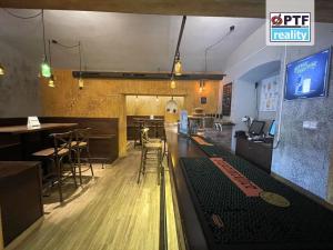 Pronájem restaurace, Plzeň - Jižní Předměstí, Americká, 102 m2