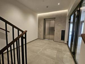 Prodej bytu 3+kk, Praha - Radlice, U Komína, 75 m2