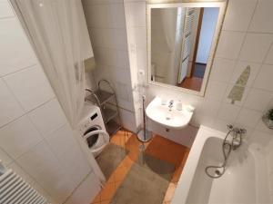 Pronájem bytu 3+kk, Brno, Bednářova, 79 m2