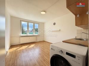 Prodej bytu 1+1, Horní Slavkov, Školní, 36 m2