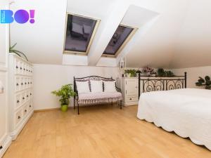 Pronájem bytu 2+kk, Praha - Zbraslav, Žabovřeská, 70 m2