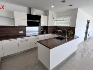 Prodej bytu 4+kk, Pelhřimov, Dolnokubínská, 119 m2