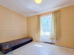 Pronájem bytu 1+kk, Praha - Řepy, Karlovarská, 35 m2