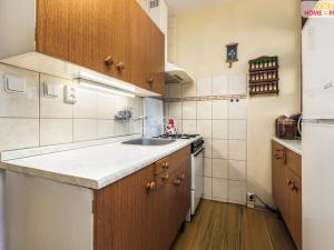 Pronájem bytu 3+1, Praha - Kobylisy, Bojasova, 65 m2