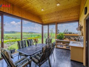 Prodej rodinného domu, Oponešice, 280 m2