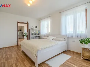Prodej rodinného domu, Oponešice, 280 m2