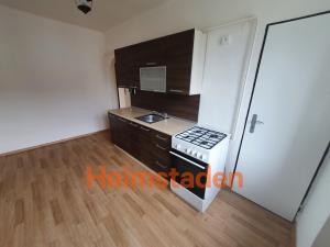 Pronájem bytu 2+1, Karviná - Mizerov, Stavbařů, 56 m2