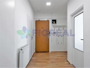 Pronájem kanceláře, Praha - Vršovice, Vršovická, 60 m2
