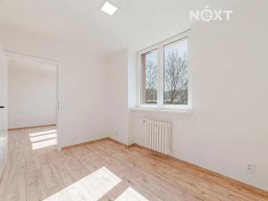 Prodej bytu 3+1, Ostrava, Gen. Píky, 66 m2