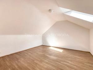 Prodej vícegeneračního domu, Senožaty, 182 m2