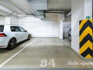 Pronájem bytu 2+kk, Praha - Vysočany, Sousedíkova, 57 m2