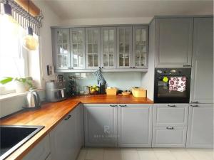 Prodej rodinného domu, Hostivice, 150 m2
