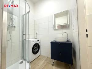Pronájem bytu 1+1, Praha - Vinohrady, Polská, 47 m2