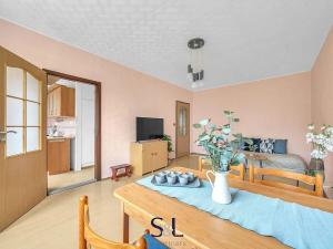 Prodej bytu 3+1, Děčín, Kosmonautů, 79 m2