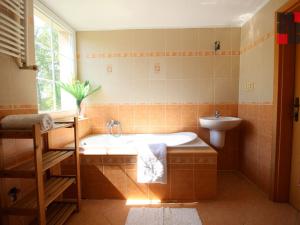 Prodej rodinného domu, Česká Lípa - Dolní Libchava, 210 m2