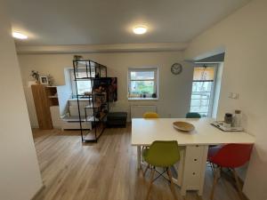 Prodej bytu 3+kk, Pletený Újezd, 9. května, 62 m2