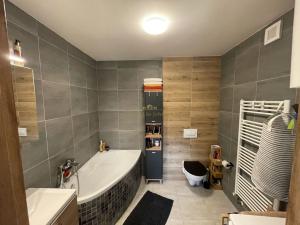 Prodej bytu 3+kk, Pletený Újezd, 9. května, 62 m2