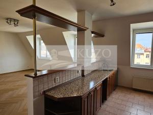 Pronájem bytu 2+kk, Praha, Ladova, 93 m2