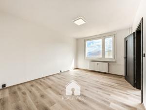 Pronájem bytu 1+1, Ústí nad Labem, Peškova, 34 m2