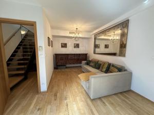 Prodej bytu 3+kk, Praha - Žižkov, Ke kapslovně, 93 m2