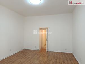 Pronájem bytu 1+kk, Praha - Bubeneč, Jana Zajíce, 34 m2