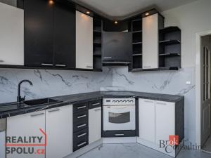 Prodej bytu 3+1, Praha - Černý Most, Vybíralova, 74 m2