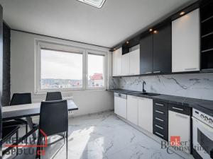 Prodej bytu 3+1, Praha - Černý Most, Vybíralova, 74 m2