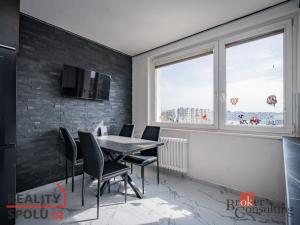 Prodej bytu 3+1, Praha - Černý Most, Vybíralova, 74 m2