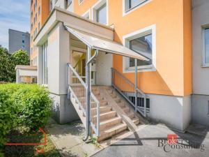 Prodej bytu 3+1, Praha - Černý Most, Vybíralova, 74 m2