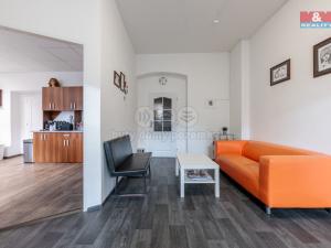 Prodej bytu 4+1, Nejdek, náměstí Karla IV., 119 m2