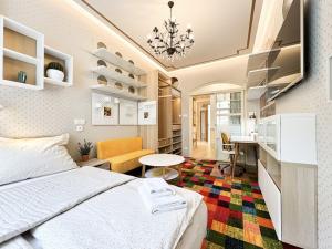Pronájem bytu 2+kk, Praha - Karlín, Sokolovská, 35 m2
