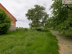 Prodej zahrady, Řepín - Živonín, 1647 m2