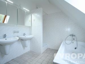 Prodej rodinného domu, Praha - Krč, Branická, 235 m2